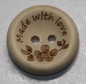 Preview: 1 Knopf aus Holz 20 mm "Handmade with love" Blumen