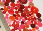 Preview: ca. 50 g Knöpfe aus Kunststoff pink-rot Mix verschiedene Größen und Formen