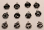 Preview: 1 Anhänger Sternzeichen Tierkreiszeichen aus Metall schwarz silber ca. 11 mm