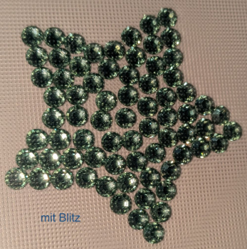 Preview: Swarovski-Bügelapplikation Stern gefüllt hellgrün