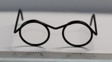 Brille ca. 3,2 cm schwarz ohne Gläser für Teddies oder Puppen Accessoire Requisite
