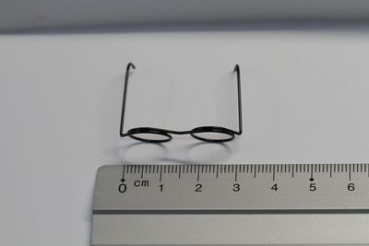Brille ca. 3,2 cm schwarz ohne Gläser für Teddies oder Puppen Accessoire Requisite
