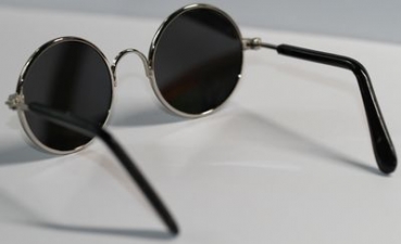 Brille Sonnenbrille 8 cm silber dunkle Gläser silbern verspiegelt für Teddies oder Puppen Accessoire Requisite