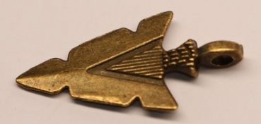 1 Anhänger Charm Pfeilspitze aus Metall bronzefarben ca. 30 mm x 15 mm