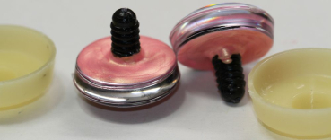 Preview: 1 Paar Sicherheitsaugen trapezoid 30 mm Neon Pink irisierend metallic Schielaugen