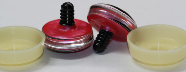 Preview: 1 Paar Sicherheitsaugen trapezoid 30 mm Rot irisierend metallic Schielaugen