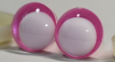 1 Paar Sicherheitsaugen trapezoid 16 mm pink metallic weiße Pupille Schielaugen