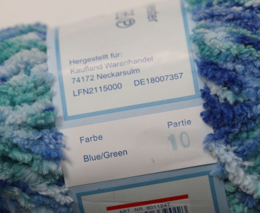 Preview: Wolle Soft Ball Chenille 50 g 100 % Polyester Blautöne Restposten Sonderpreis