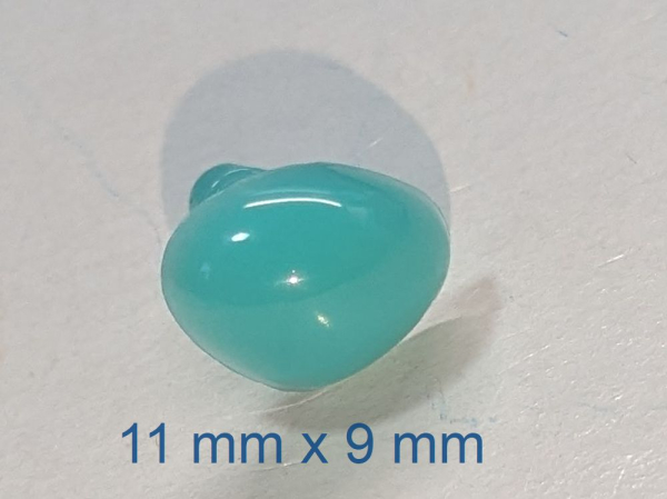 Sicherheitsnase dreieckig hart türkisgrün mit Sicherheitsscheibe 11 mm