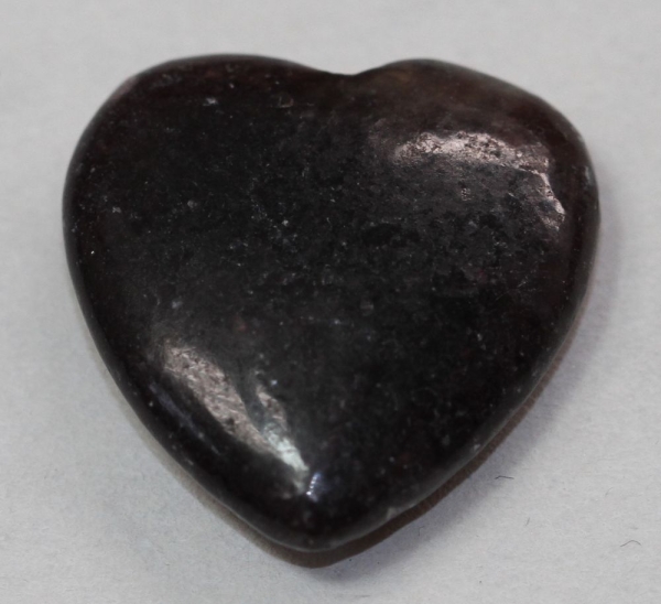 1 Herz Naturstein Onyx ca. 20 mm x 20 mm x 6 mm