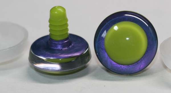 1 Paar Sicherheitsaugen trapezoid purpur blau Prisma Color 25 mm grüne Pupille
