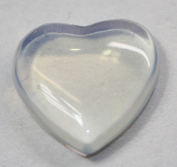 1 Herz Naturstein Kristall ca. 20 mm x 20 mm x 6 mm