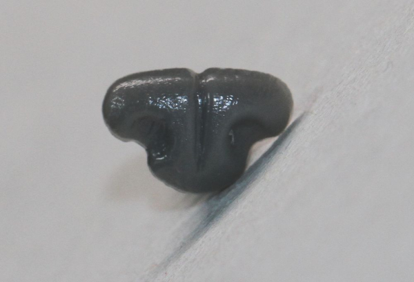 Sicherheitsnase 8 mm x 5 mm Katze hart grau mit Sicherheitsscheibe