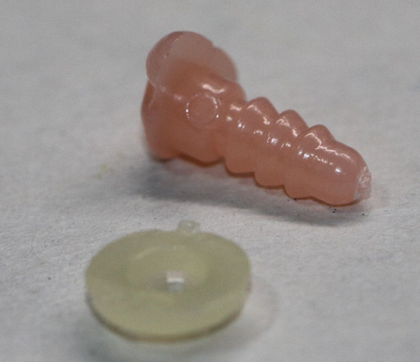 Sicherheitsnase 8 mm x 5 mm Katze hart haut hell mit Sicherheitsscheibe