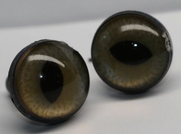 1 Paar 14 mm Sicherheitsaugen mittlere geschlitzte Pupillen grünblau schimmernd verschiedenfarbige Iris