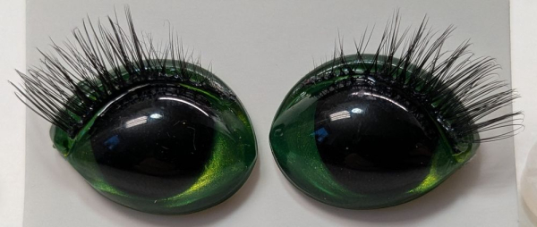 Sicherheitsaugen Goldgrün metallic mit Wimpern 16 mm x 21 mm