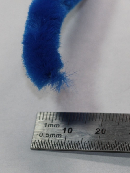 1 Stück Biegeplüsch 1 m lang Chenilledraht 8 mm Durchmesser blau