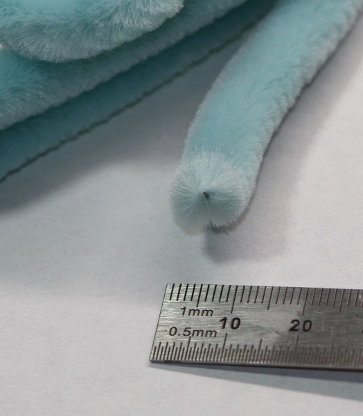 1 Stück Biegeplüsch 1 m lang Chenilledraht 8 mm Durchmesser hellblau