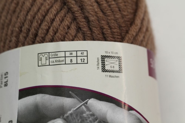 Wolle "Bonnie" Mützengarn hellbraun 50 g 70 % Polyacryl 30 % Wolle