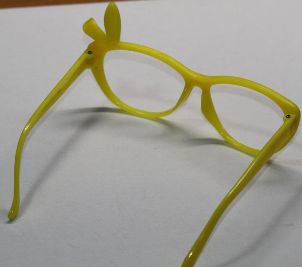 Brille 12 cm gelb ohne Gläser aus Kunststoff für Teddies oder Puppen Accessoire Requisite