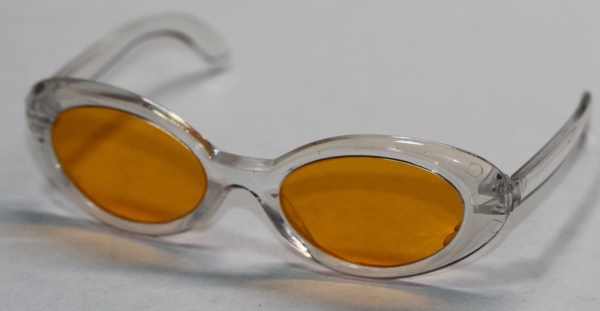 Brille 8,5 cm Kunststoff transparent orange Gläser für Teddies oder Puppen Accessoire Requisite