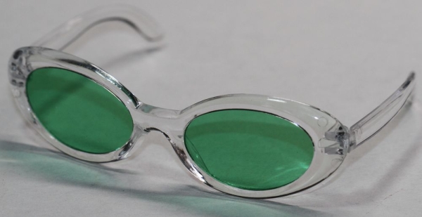Brille 8,5 cm Kunststoff transparent grüne Gläser für Teddies oder Puppen Accessoire Requisite