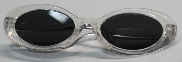 Brille 8,5 cm Kunststoff transparent schwarze Gläser für Teddies oder Puppen Accessoire Requisite