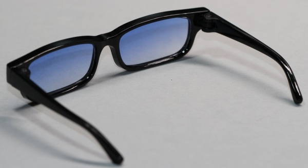 Brille 9 cm Kunststoff schwarz Gläser Farbverlauf blau für Teddies oder Puppen Accessoire Requisite
