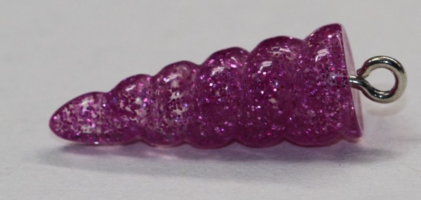 1 Einhorn-Horn 24,3 x 9,2 mm Glitter beere