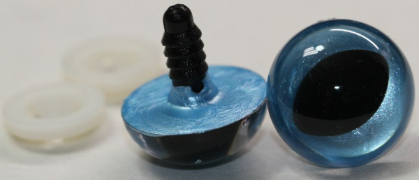 1 Paar Katzenaugen Drachenaugen Sicherheitsaugen hellblau metallic