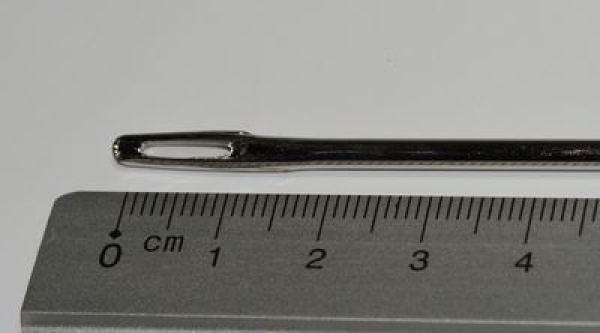 1 Nähnadel Nadel lang ca. 24,8 cm großes Öhr zum Annähen von Teddyaugen
