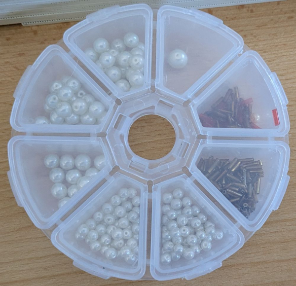 Sonderangebot Wachsperlen/Glasperlen Mix in Rundbox - Restposten