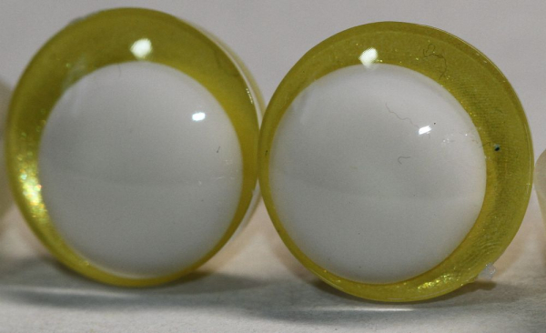 1 Paar Sicherheitsaugen trapezoid 16 mm gelb metallic weiße Pupille Schielaugen