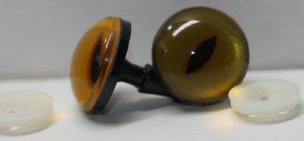 Sonderangebot: 1 Paar Sicherheitsaugen 18 mm kleine geschlitzte Pupillen orangegelbgrün schimmernd verschiedenfarbige Iris