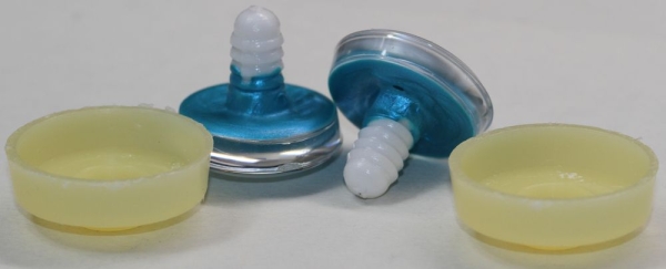 1 Paar Sicherheitsaugen trapezoid caribic blau metallic 25 mm Katze Drache weiße Pupille