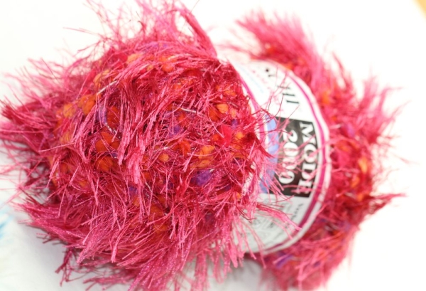 Wolle USCHI Top-Kolorit Effektgarn 100 g 57 % Polyester 43 % Polyamid Farbe pink
