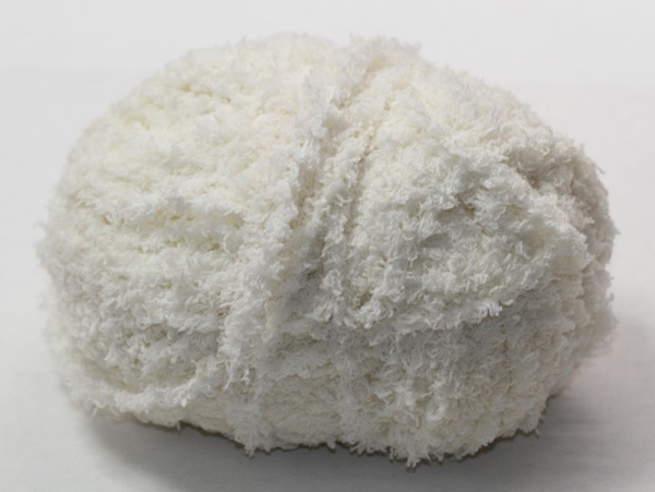 Wolle Viva Kuschelgarn 46 g 100 % Polyester Farbe creme Rest