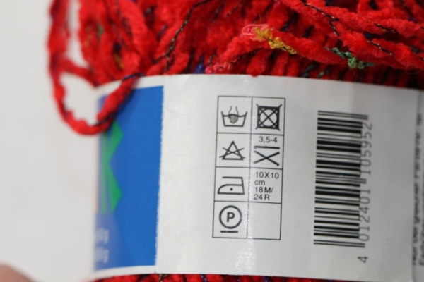Wolle Karibik Chenille 50 g 95 % Polyacryl 5 % Polyamid Farbe rot